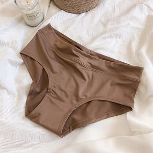 Culotte taille haute sans couture pour femme couleur café foncé avec texture lisse