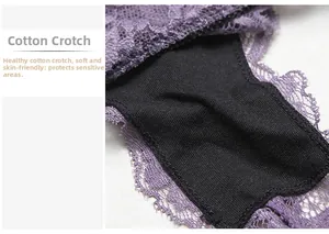 Vue macro détaillée d'une culotte en dentelle violette avec un gousset en coton noir