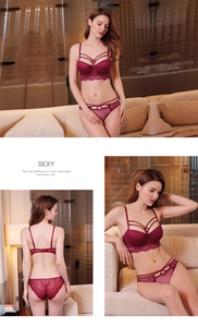 Détails de l'ensemble de lingerie en dentelle bordeaux avec lanières et culotte assortie