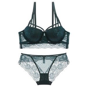 Femme Sexy Dentelle Deep V Push Up Soutien-gorge Et Culotte À Lanières Floral Broderie Avec Armatures Lingerie Sous-vêtements