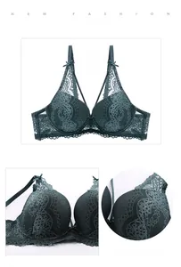 Gros plan sur les bonnets en dentelle florale vert foncé et le nœud de l'ensemble soutien-gorge
