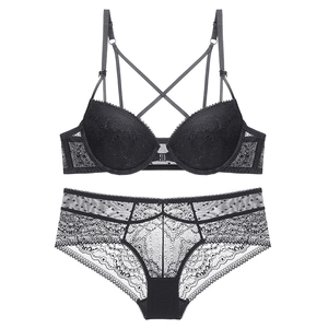 French style black lace push up lingerie set with front closure and cross straps design