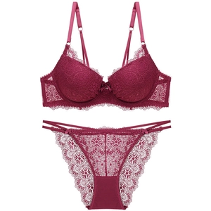 Ensemble Lingerie Sexy Dentelle Florale Femmes Soutien Gorge Push Up Et Culotte Col V Profond Sous Vêtements Élégants Top And Bottom