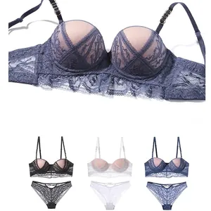 Ensemble de lingerie en dentelle avec soutien-gorge push-up et broderies en divers coloris