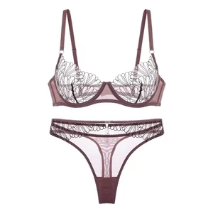 Ensemble de lingerie en dentelle brodée française en tulle mauve et noir, taille S