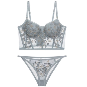 Style Français Rétro de Palais Luxe Brodé Dentelle Bustier Soutien-Gorge Top Et Bottom Minimisant Push Up Lingerie Pour Femme