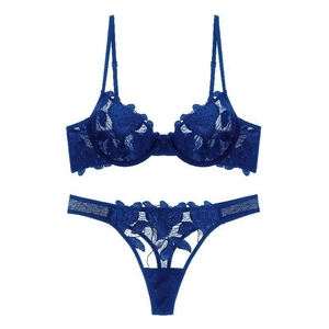 Ensemble lingerie sexy en dentelle bleu foncé avec soutien-gorge en tulle et string