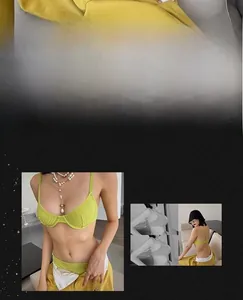 Détail du soutien-gorge vert sauge à texture tricotée et motif côtelé rétro chic