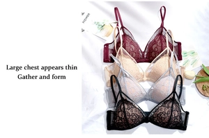 Bralettes en dentelle en quatre couleurs avec décor floral pour un effet affinant