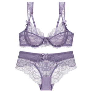Ensemble lingerie en dentelle lavande style français avec soutien-gorge et culotte