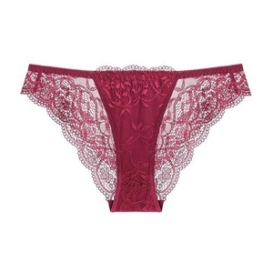 Sexy bordeauxrode transparante bloemen kant slipje met geschulpte randen voor dames