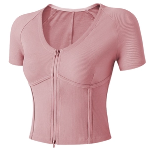 Haut de yoga rose en maille côtelée avec col en V zippé et coupe ajustée sculptante