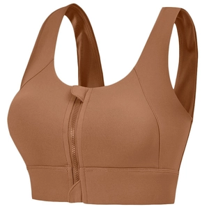 Gros plan du zip avant sur le soutien-gorge de sport marron à maintien élevé