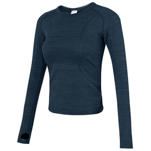 Detail view of slim fit yoga top with thumbholes and dark blue heathered texture fabric