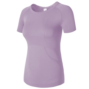 Détails du t-shirt de yoga lavande sans couture avec des œillets d'aération spécifiques