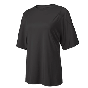 Detail of loose fit black quick-dry mesh yoga t-shirt with breathable fabric texture