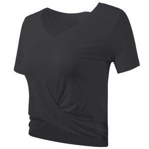 Top sportivo nero da donna con scollo a V e dettaglio con nodo a torsione sul davanti