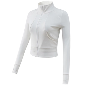 Veste de sport blanche ajustée pour femme avec fermeture éclair, col montant et passe-pouces