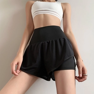 Hoch taillierte schwarze 2-in-1 Sportshorts mit Mesh-Lage für Laufen und Yoga