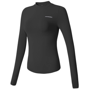 Slim fit long sleeve athletic shirt with crew neck and quick dry compression fabric