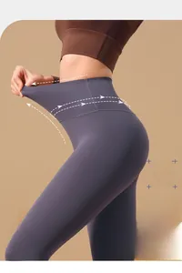 Détail de la taille élastique du legging de yoga avec technologie de compression 3D