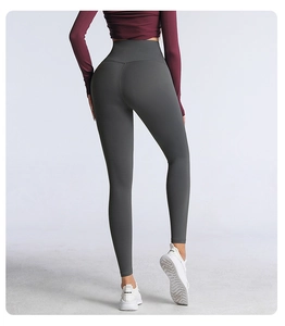 Vue arrière du legging de yoga sans couture taille haute avec effet liftant gris foncé