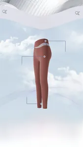 Dettaglio dei leggings yoga a vita alta con cuciture push-up e design a blocchi di colore