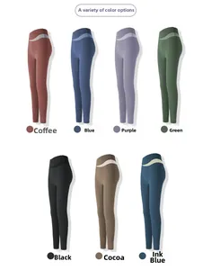 Dettaglio dei leggings da yoga a vita alta in vari colori con design della vita a onda