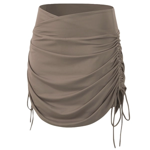 High-waist ruched yoga skirt shorts in dark brown with cross waist and side drawstrings