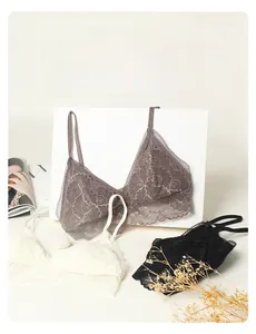 Détail du soutien-gorge en dentelle française avec doublure en soie de mûrier 100%