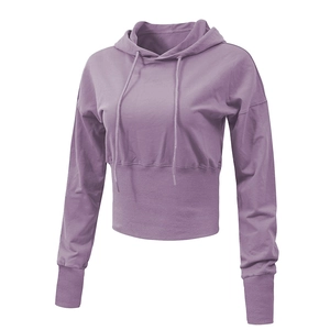 Sweat à capuche court de sport lilas pour femme avec manches longues et ourlet côtelé
