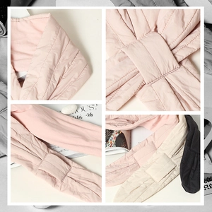 Gesteppter Seidenschal für Damen in Rosa Beige und Schwarz mit Rautensteppmuster