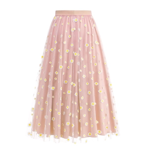 Pink tulle pleated skirt with white daisy embroidery and elastic high waist