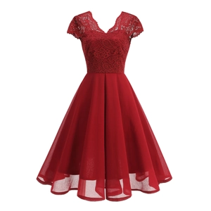 Elegant burgundy V-neck lace and chiffon A-line cocktail dress for women in retro style