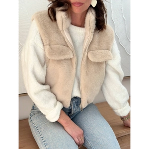 Women Casual Faux Fur Vest Stand Collar Sleeveless Warm Waistcoat Jacket With Flap Pockets Winter Zip Up Outerwear Top