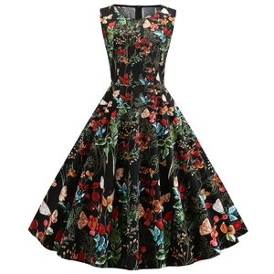Robe évasée sans manches de style vintage avec imprimé floral rétro noir