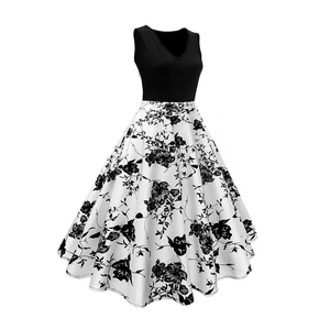 Robe rétro sans manches col en V avec corsage noir et jupe trapèze blanche à imprimé floral