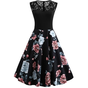 Robe vintage sans manches à fleurs avec dentelle noire et jupe évasée de style A-line