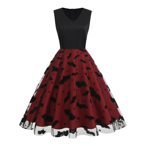 Robe rétro Halloween à col en V avec résille à motifs chauve-souris et jupe rouge