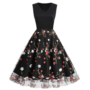 Vintage Sleeveless V Neck Mesh Floral Embroidery Midi Dress For Women Elegant A Line Evening Party Dress Black Cocktail Gown