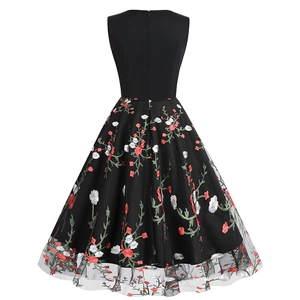 Retro V-neck sleeveless black dress with floral embroidery and mesh A-line skirt