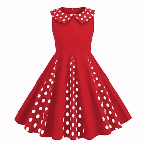 Robe rouge sans manches pour fille style vintage avec col Claudine et pois blancs