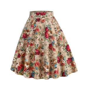 Vintage floral high waist A-line skirt with rose print and wide hem in retro Hepburn style