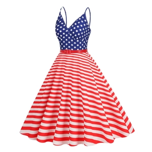 Détails de robe vintage drapeau américain avec étoiles rayures et ceinture rouge