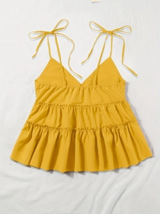 Gelbes Damen-Camisole-Top mit V-Ausschnitt, gestuften Lagen und Trägern zum Binden