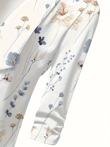 Elegant floral print slim fit jacket for women with light blue flower texture details