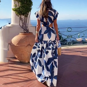 Robe longue dos nu à imprimé floral avec découpes latérales et volants pour les vacances