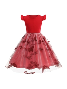 Elegant red girls princess dress with pleated flutter sleeves and floral lace embroidery