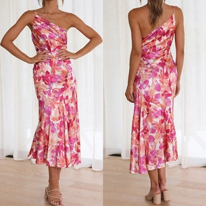 Elegantes One-Shoulder-Maxikleid aus Satin mit Blumenmuster und schmaler Meerjungfrau-Passform