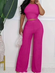 Ensemble haut dos nu et pantalon large pour femme en maille côtelée magenta